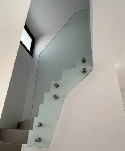Glasgeländer Treppe