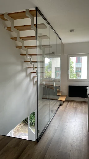 Glasgeländer Treppe